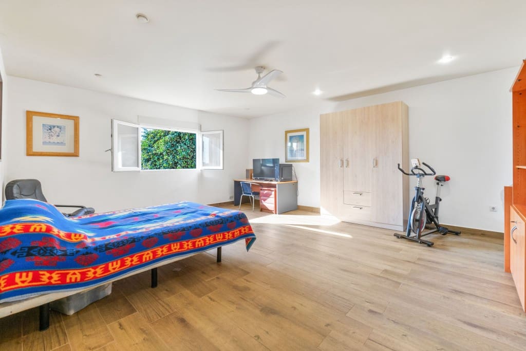 6 makuuhuone Omakotitalo myytävänä paikassa San Miguel de Salinas mukana uima-altaan 
autotalli - 899 000 € (Ref: 9296761)