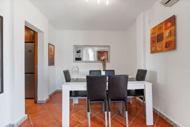 2 makuuhuone Huoneisto myytävänä paikassa Punta Prima, Torrevieja mukana uima-altaan 
autotalli - 189 000 € (Ref: 9296762)