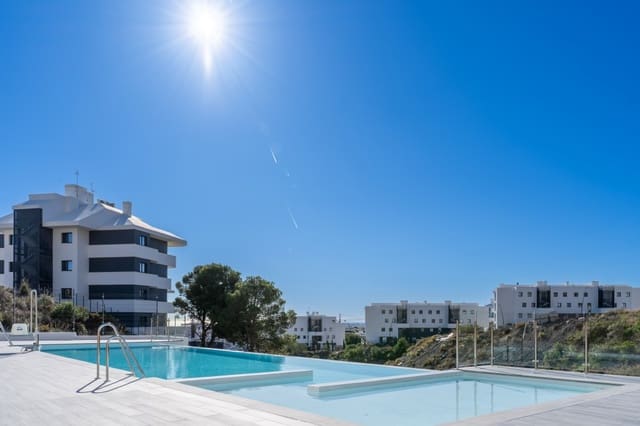 3 quarto Penthouse para venda em Benalmádena com piscina garagem - 1 295 000 € (Ref: 9300880)