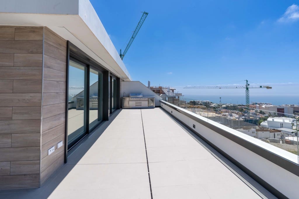 3 quarto Penthouse para venda em Benalmadena com piscina garagem - 1 295 000 € (Ref: 9300880)