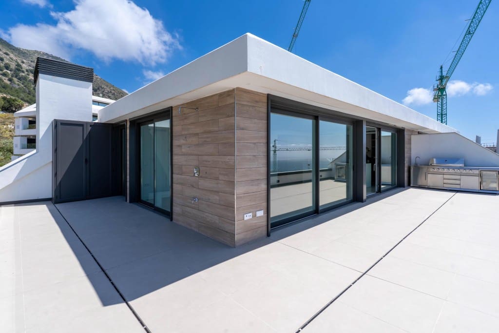 3 quarto Penthouse para venda em Benalmadena com piscina garagem - 1 295 000 € (Ref: 9300880)