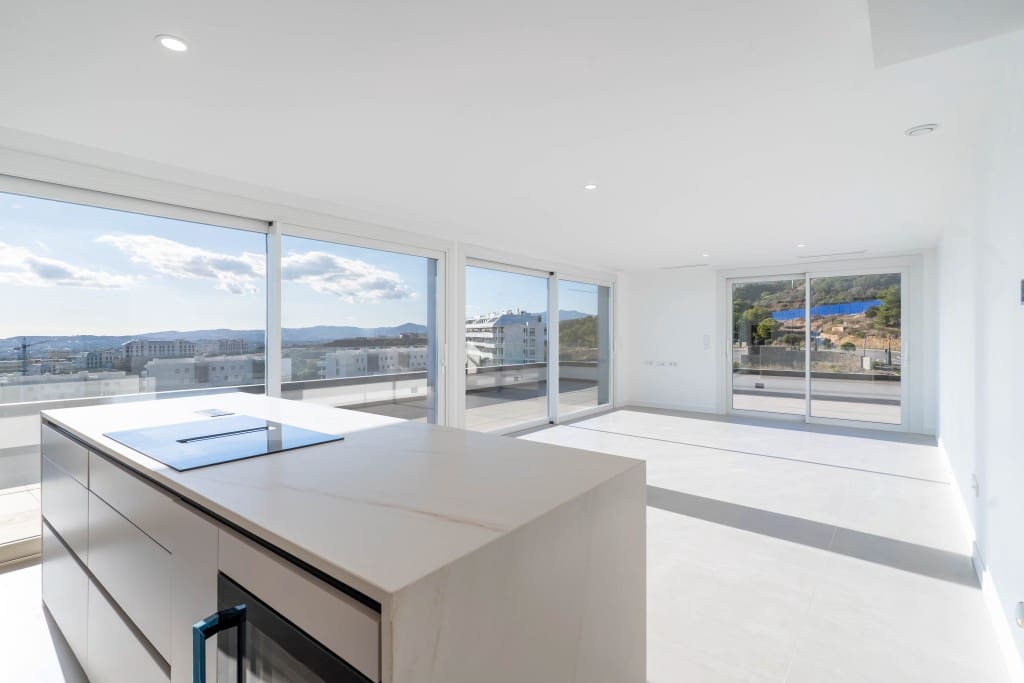 3 quarto Penthouse para venda em Benalmadena com piscina garagem - 1 295 000 € (Ref: 9300880)