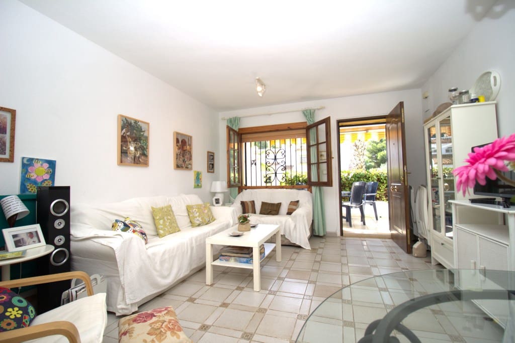 3 sypialnia Apartament na sprzedaż w Villamartin z basenem garażem - 210 000 € (Ref: 9310690)