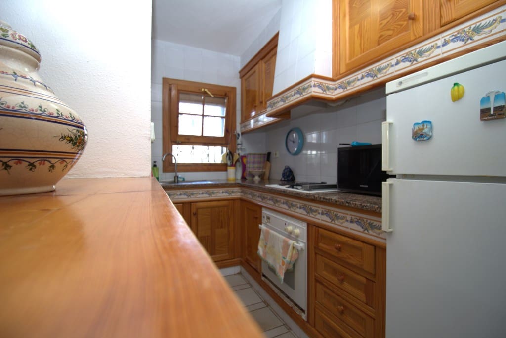 3 sypialnia Apartament na sprzedaż w Villamartin z basenem garażem - 210 000 € (Ref: 9310690)