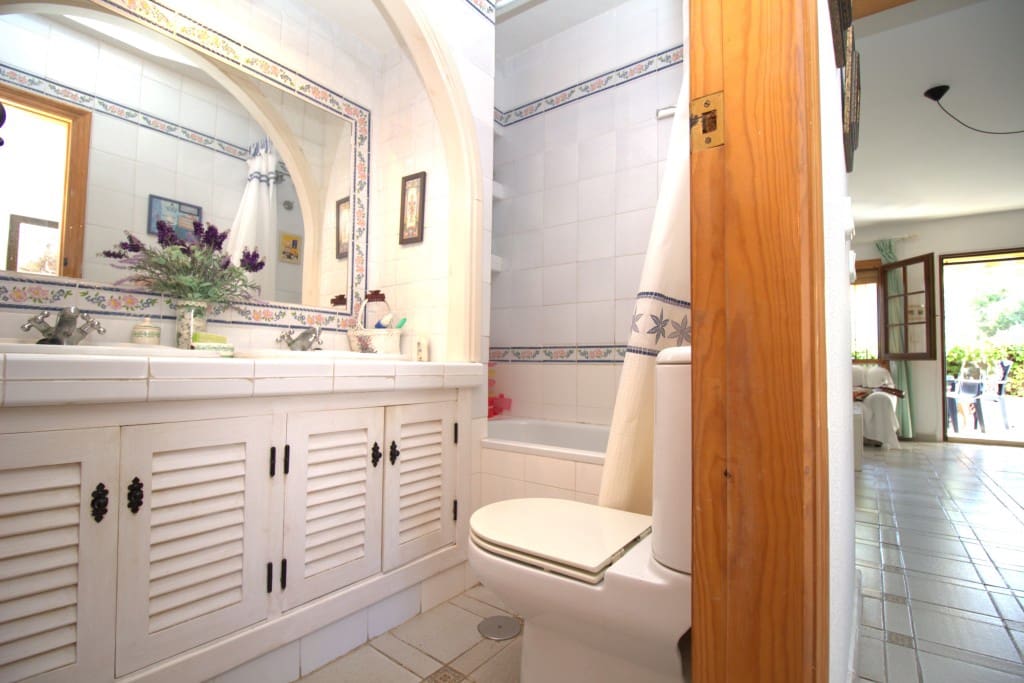 3 sypialnia Apartament na sprzedaż w Villamartin z basenem garażem - 210 000 € (Ref: 9310690)