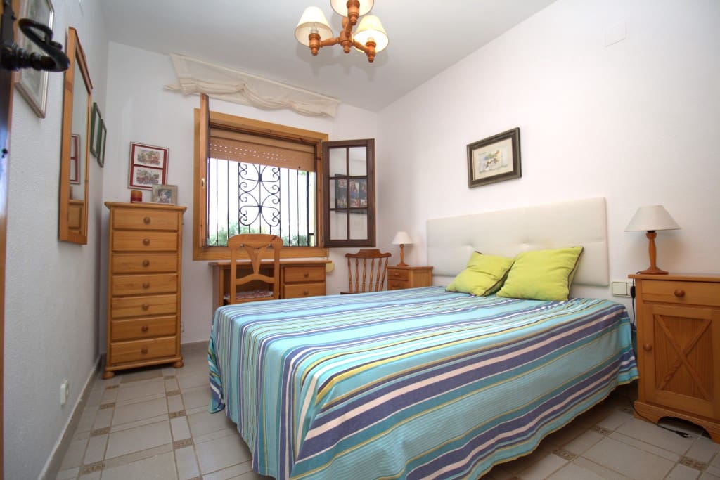 3 sypialnia Apartament na sprzedaż w Villamartin z basenem garażem - 210 000 € (Ref: 9310690)