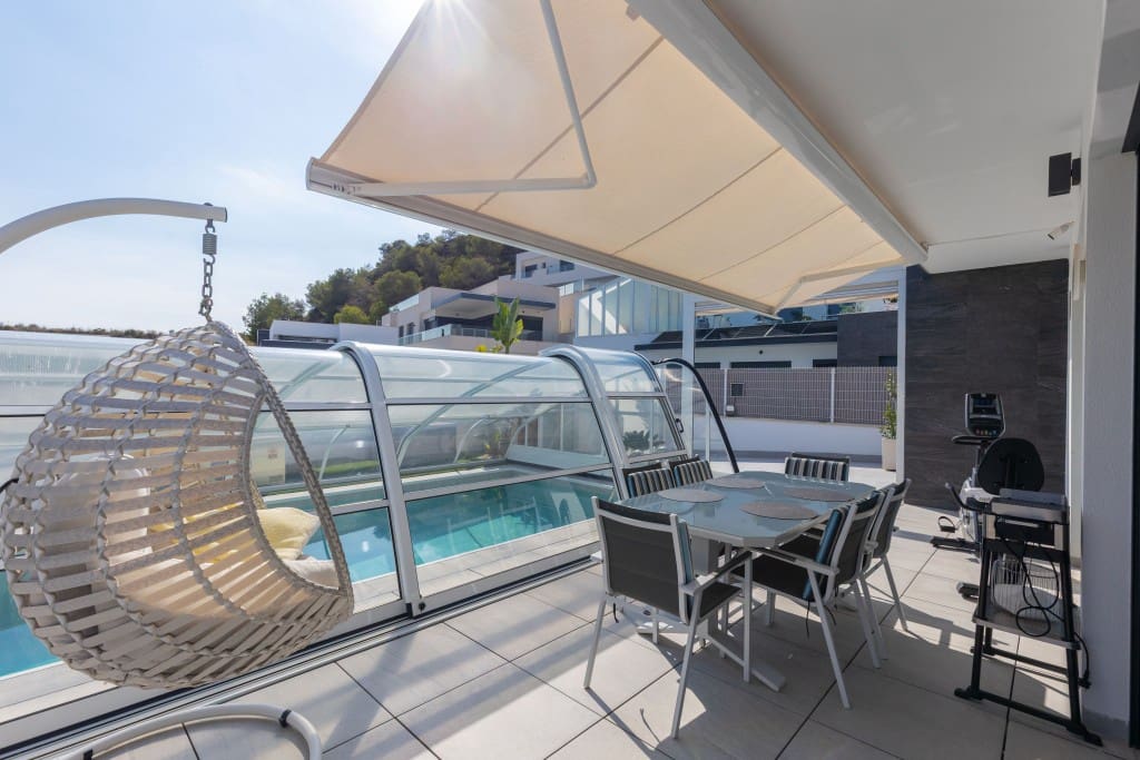 3 Zimmer Villa zu verkaufen in San Miguel de Salinas mit Pool Garage - 529.900 € (Ref: 9310691)