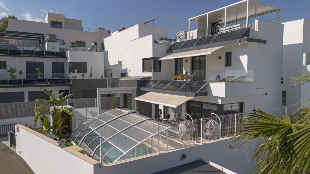 3 Zimmer Villa zu verkaufen in San Miguel de Salinas mit Pool Garage - 529.900 € (Ref: 9310691)