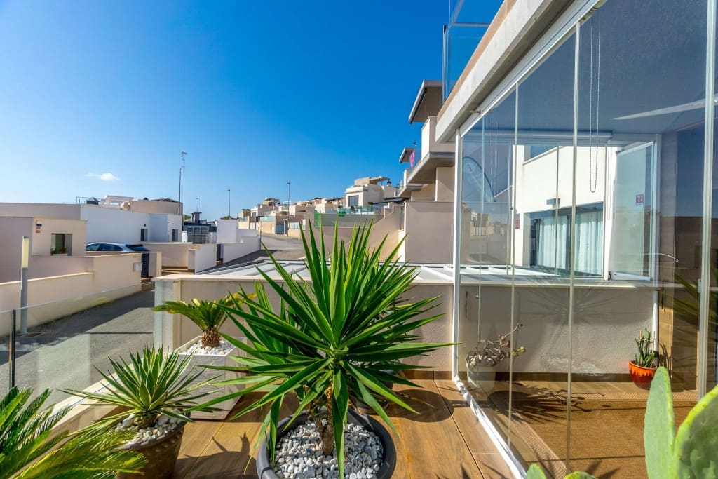 2 sovrum Lägenhet till salu i San Miguel de Salinas med pool garage - 350 000 € (Ref: 9312571)