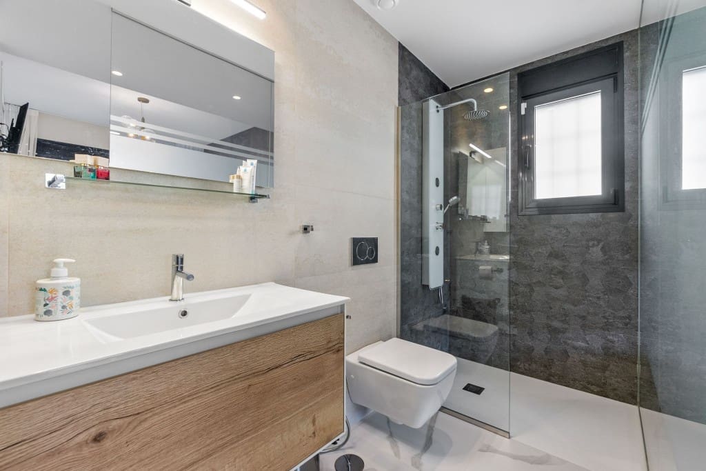 2 sovrum Lägenhet till salu i San Miguel de Salinas med pool garage - 350 000 € (Ref: 9312571)