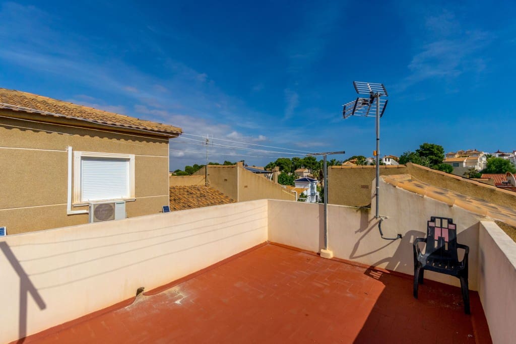 3 slaapkamer Villa te koop in Los Altos met zwembad garage - € 365.000 (Ref: 9326176)