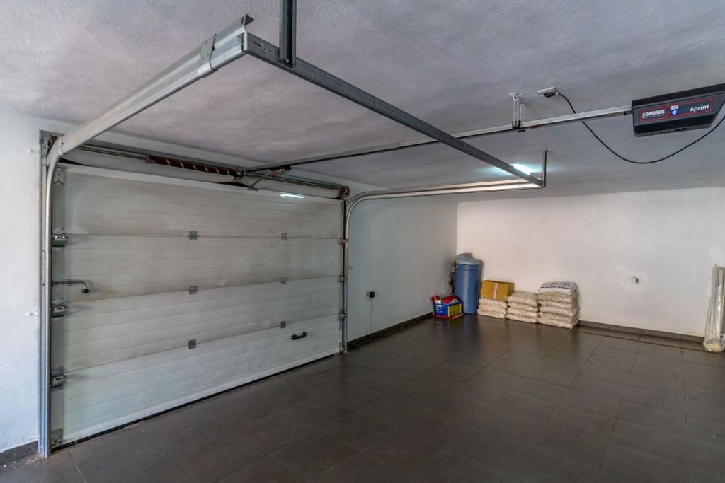 3 slaapkamer Villa te koop in Los Altos met zwembad garage - € 365.000 (Ref: 9326176)