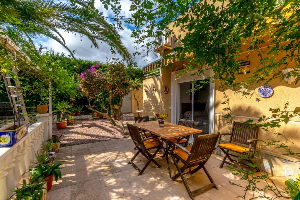 3 slaapkamer Villa te koop in Los Altos met zwembad garage - € 365.000 (Ref: 9326176)