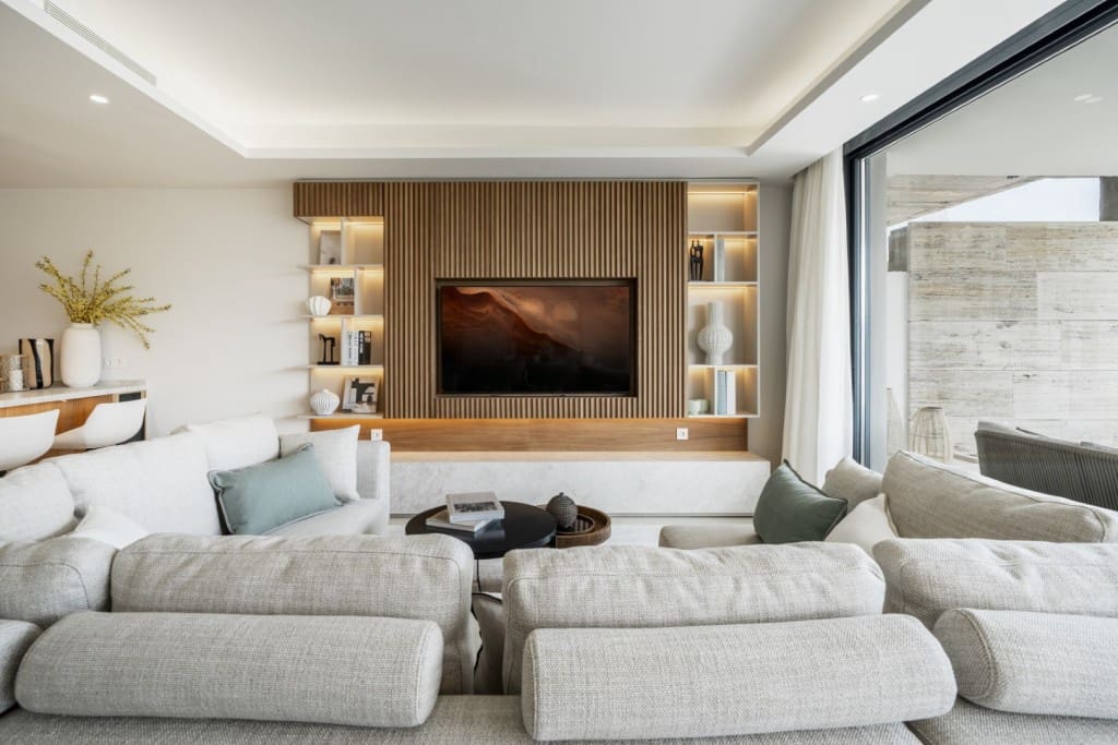 3 soverom Penthouse til salgs i Nueva Andalucia med svømmebasseng garasje - € 2 360 000 (Ref: 9330331)