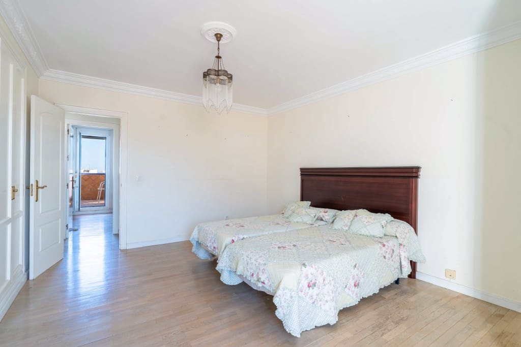 3 soverom Penthouse til salgs i Estepona - € 585 000 (Ref: 9330335)