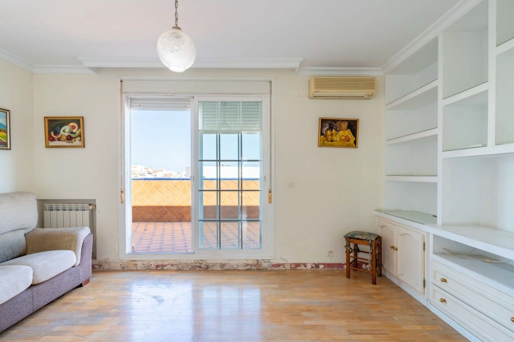 3 soverom Penthouse til salgs i Estepona - € 585 000 (Ref: 9330335)