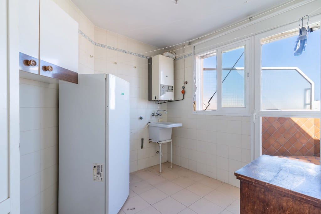 3 soverom Penthouse til salgs i Estepona - € 585 000 (Ref: 9330335)