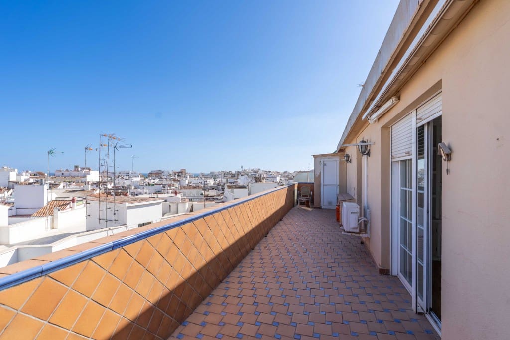 3 soverom Penthouse til salgs i Estepona - € 585 000 (Ref: 9330335)