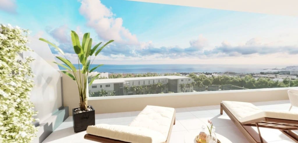 3 bedroom Apartment for sale in Benalmadena with pool - € 899,900 (Ref: 9330346)