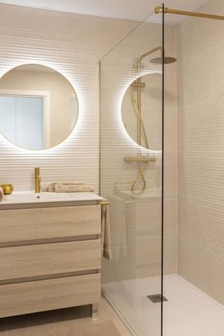 2 makuuhuone Huoneisto myytävänä paikassa Nerja mukana uima-altaan - 498 900 € (Ref: 9337736)