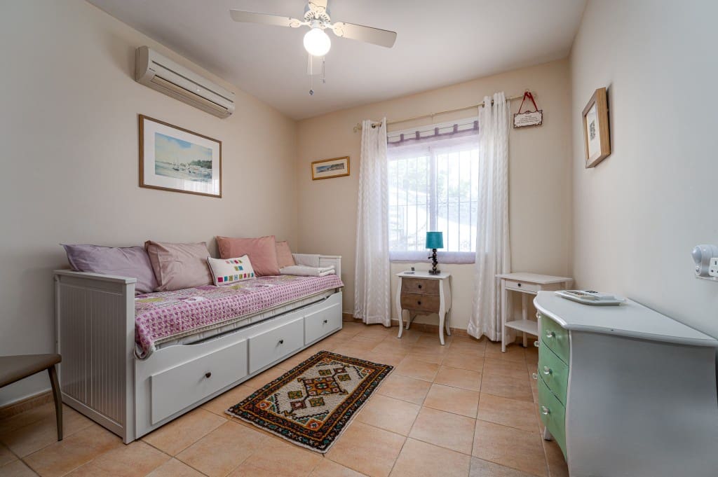 3 slaapkamer Villa te koop in Nerja met zwembad garage - € 649.000 (Ref: 9340968)