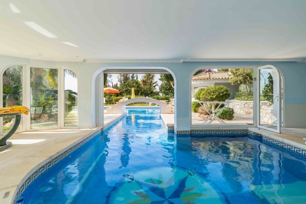 5 slaapkamer Villa te koop in La Capellania met zwembad garage - € 2.595.000 (Ref: 9349037)