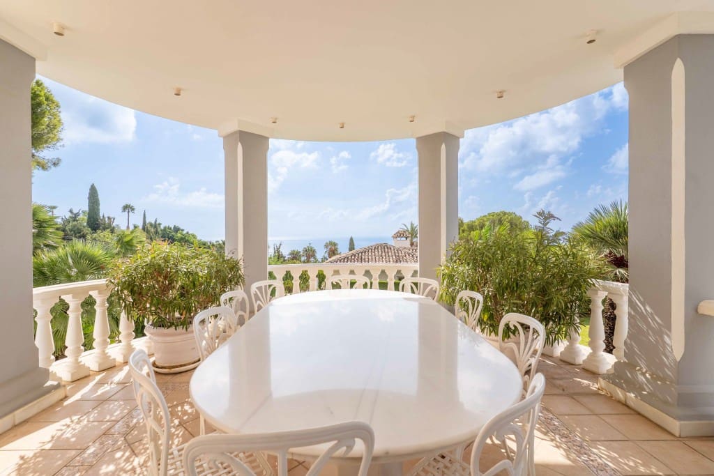 5 slaapkamer Villa te koop in La Capellania met zwembad garage - € 2.595.000 (Ref: 9349037)