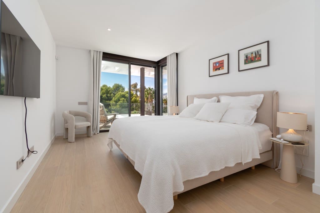 4 slaapkamer Halfvrijstaande villa te koop in Marbella met zwembad garage - € 2.095.000 (Ref: 9349038)