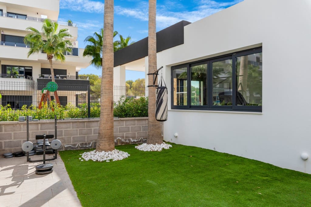 2 sypialnia Apartament na sprzedaż w La Florida z basenem garażem - 295 000 € (Ref: 9349041)