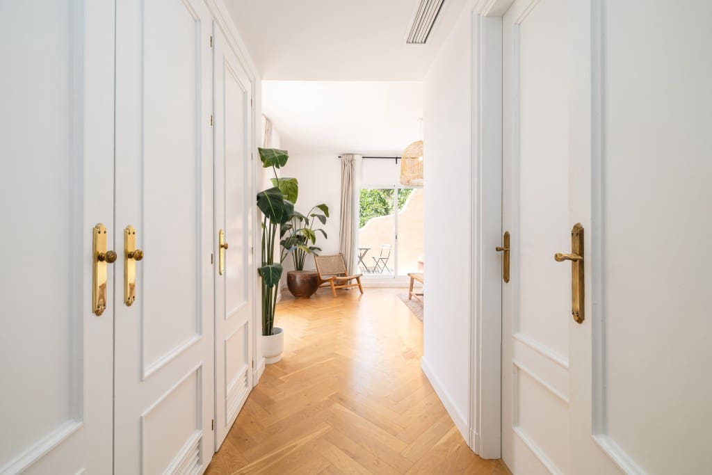 3 soverom Penthouse til salgs i Nueva Andalucia med svømmebasseng garasje - € 1 145 000 (Ref: 9349042)