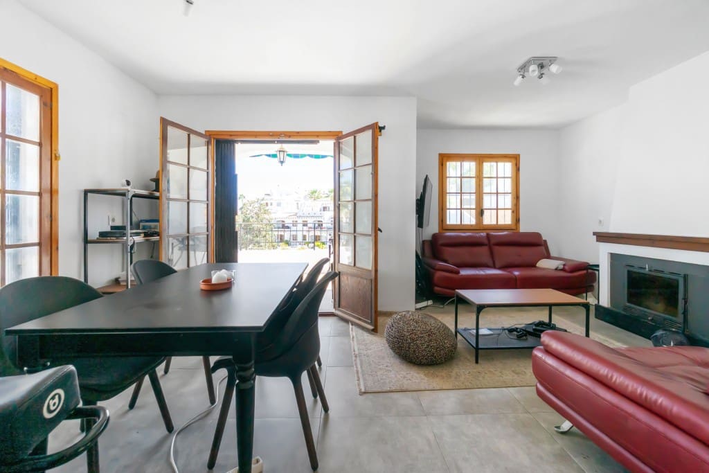 3 camera da letto Casa in vendita in Villamartin con piscina - 289.000 € (Rif: 9353207)