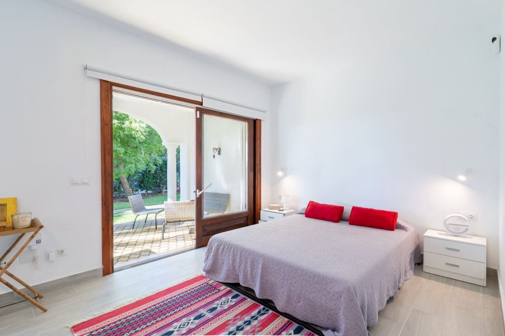 1 makuuhuone Huoneisto myytävänä paikassa Estepona mukana uima-altaan - 225 000 € (Ref: 9361971)