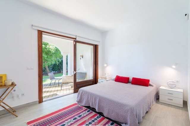 1 makuuhuone Huoneisto myytävänä paikassa Estepona mukana uima-altaan - 225 000 € (Ref: 9361971)