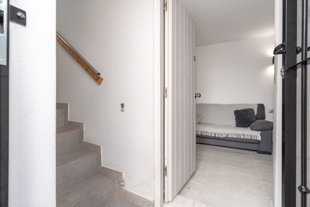 2 slaapkamer Huis te koop in Estepona - € 920.000 (Ref: 9361972)