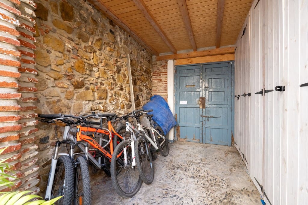 2 slaapkamer Huis te koop in Estepona - € 920.000 (Ref: 9361972)