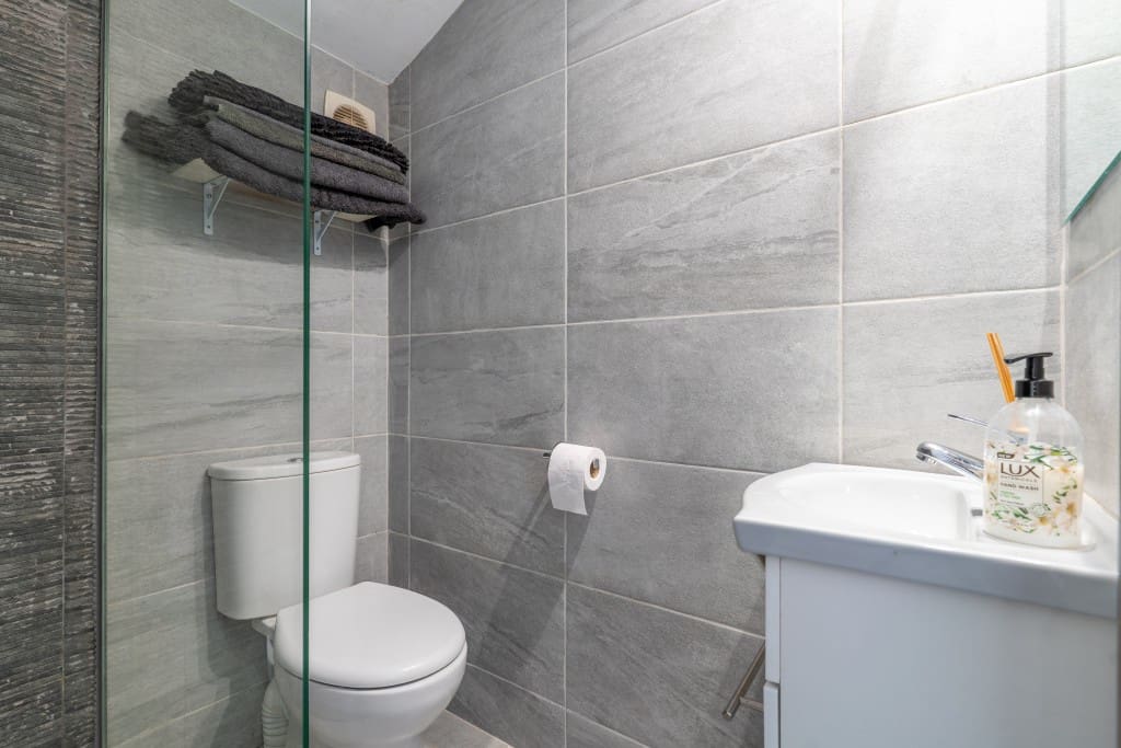 2 slaapkamer Huis te koop in Estepona - € 920.000 (Ref: 9361972)