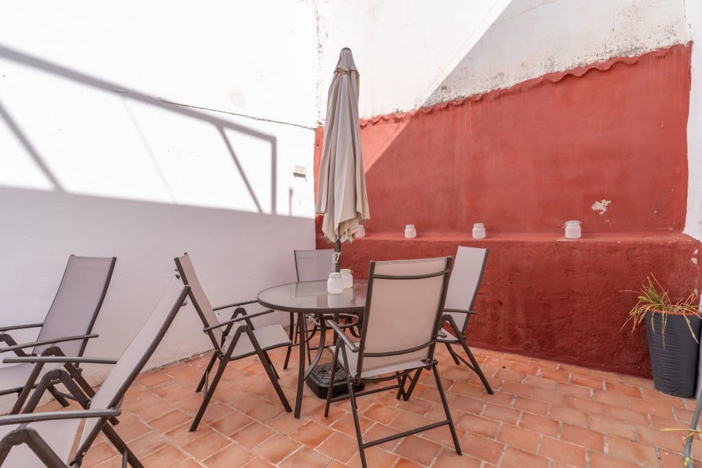 2 slaapkamer Huis te koop in Estepona - € 920.000 (Ref: 9361972)