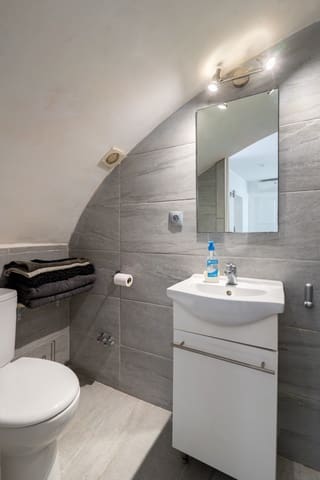 2 slaapkamer Huis te koop in Estepona - € 920.000 (Ref: 9361972)