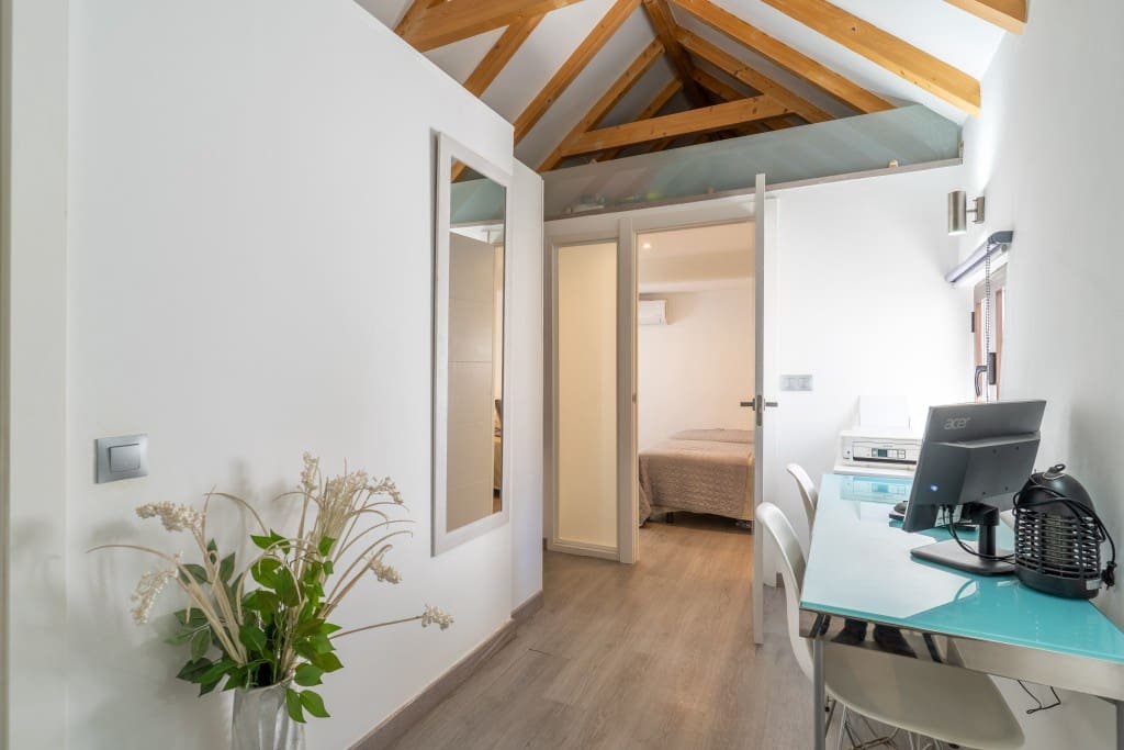 2 slaapkamer Huis te koop in Estepona - € 920.000 (Ref: 9361972)