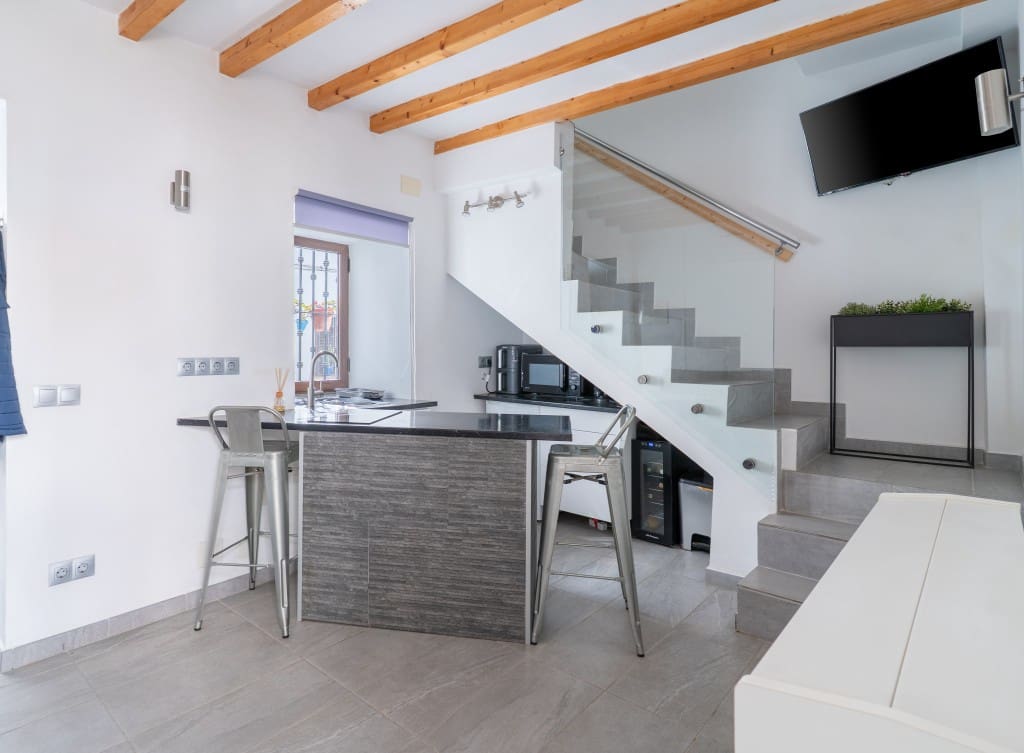 2 slaapkamer Huis te koop in Estepona - € 920.000 (Ref: 9361972)