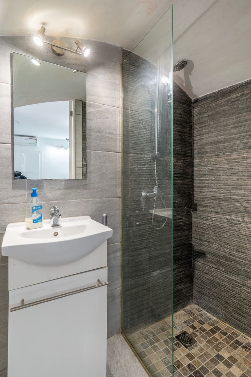 2 slaapkamer Huis te koop in Estepona - € 920.000 (Ref: 9361972)