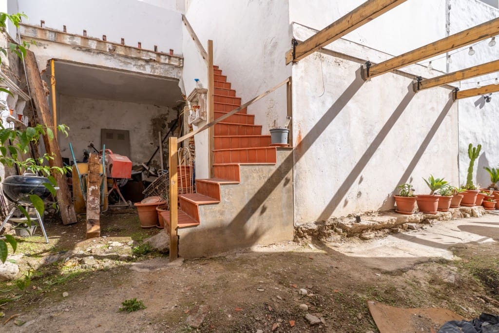 2 slaapkamer Huis te koop in Estepona - € 920.000 (Ref: 9361972)