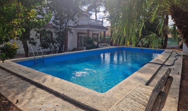 5 sovrum Villa till salu i Alicante stad med pool - 370 000 € (Ref: 9361974)