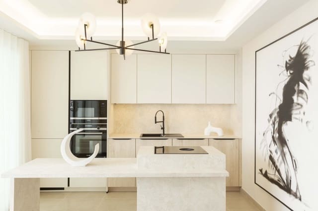 2 soverom Penthouse til salgs i Nerja med svømmebasseng - € 682 900 (Ref: 9371769)