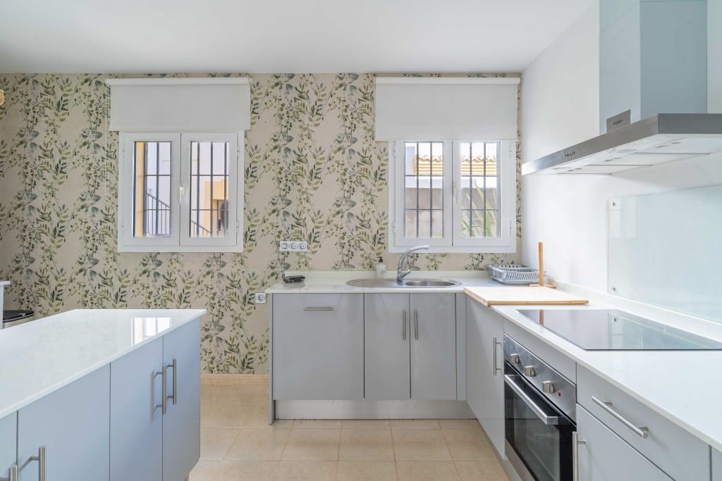 3 soveværelse Lejlighed til salg i Sotogrande med swimmingpool garage - € 550.000 (Ref: 9371770)