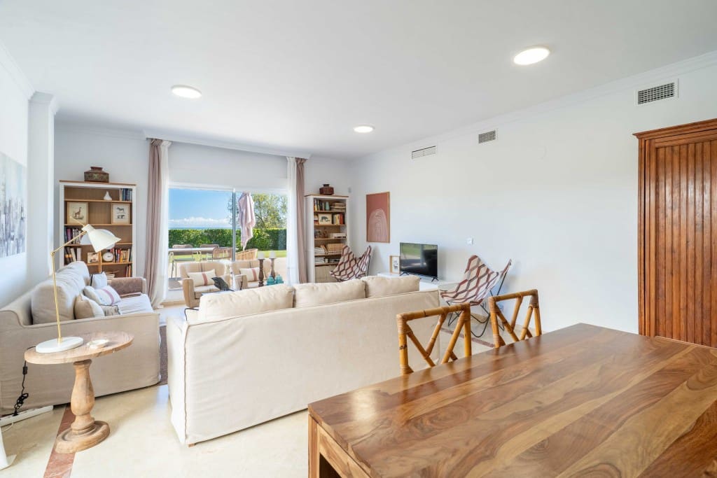 3 soveværelse Lejlighed til salg i Sotogrande med swimmingpool garage - € 550.000 (Ref: 9371770)