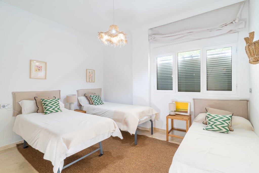 3 soveværelse Lejlighed til salg i Sotogrande med swimmingpool garage - € 550.000 (Ref: 9371770)