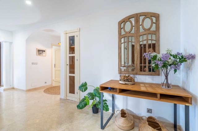 3 soverom Leilighet til salgs i Sotogrande, San Roque med svømmebasseng garasje - € 550 000 (Ref: 9371770)