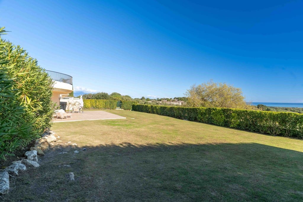 3 soveværelse Lejlighed til salg i Sotogrande med swimmingpool garage - € 550.000 (Ref: 9371770)