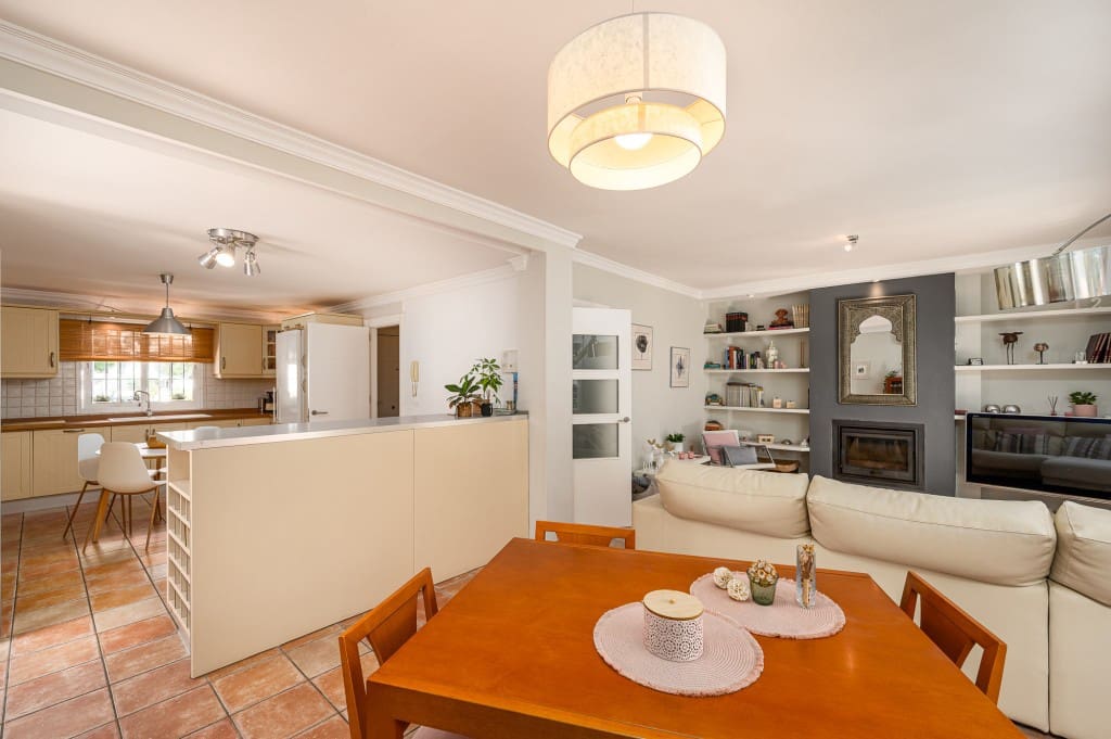 5 sypialnia Willa na sprzedaż w Torrequebrada z basenem garażem - 995 000 € (Ref: 9371771)